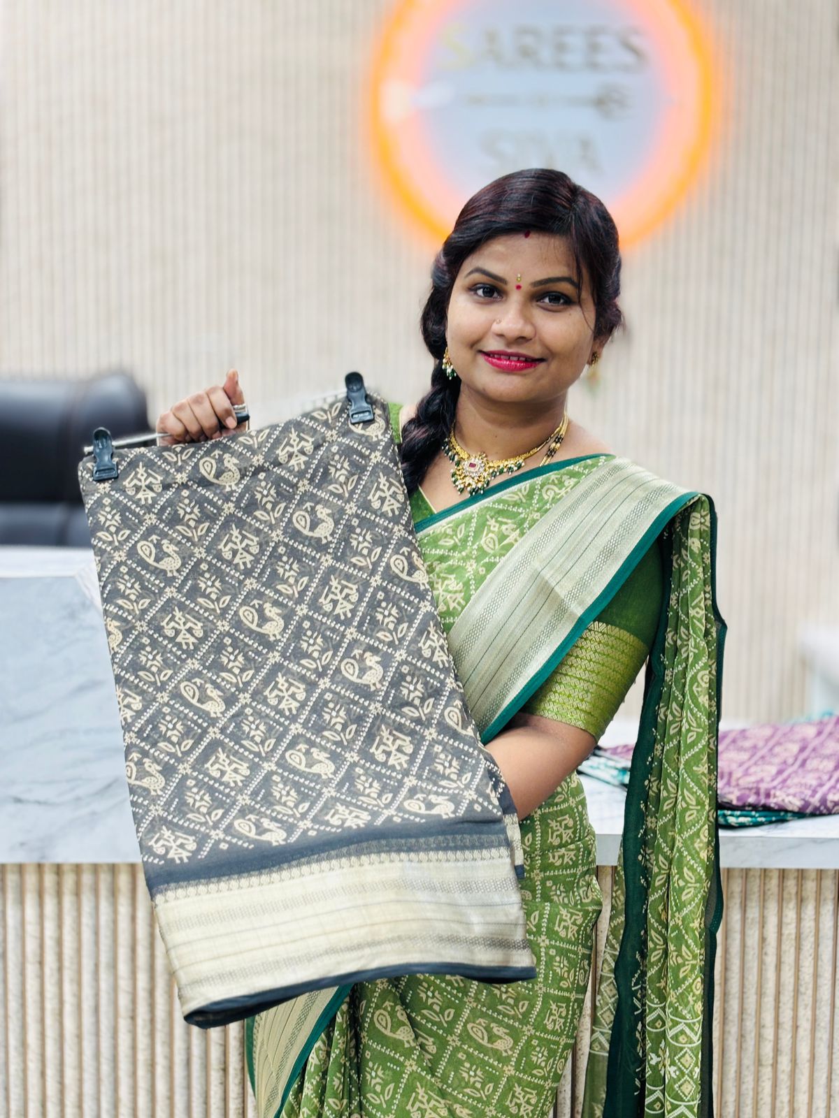 Patola Pochampally Crepe Saree