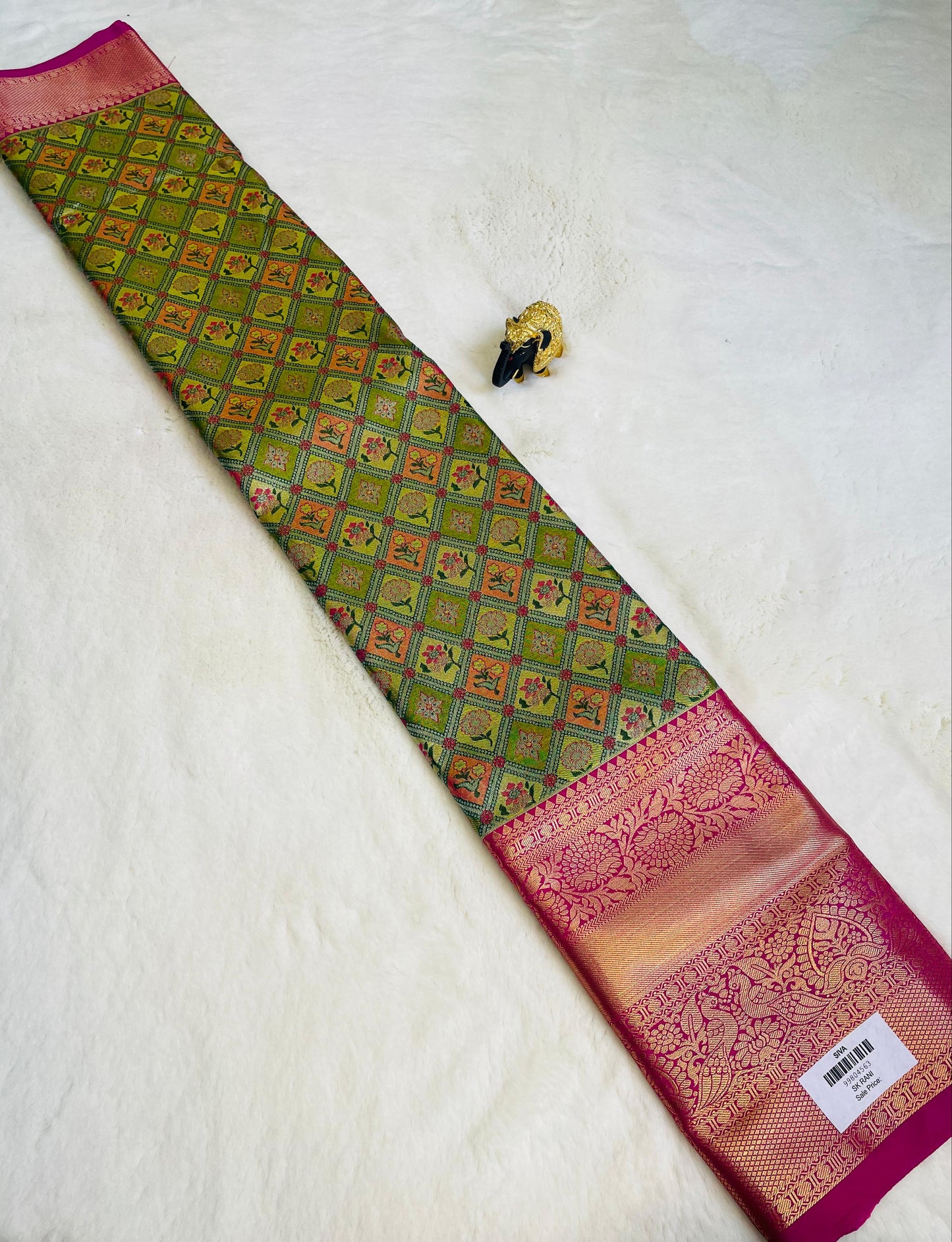 Semi Kanchi Pattu