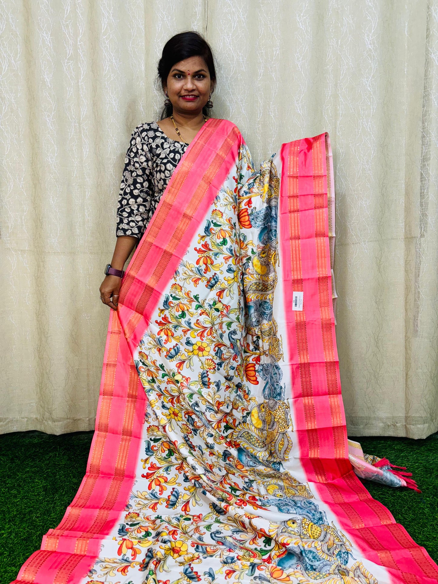 సాఫ్ట్ సిల్క్ పిచ్వాయ్