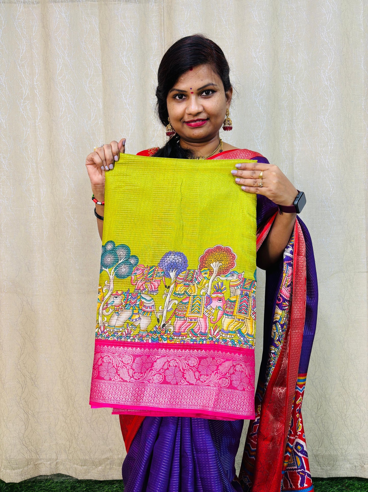 అంబారీ థీమ్ క్రేప్ సిల్క్