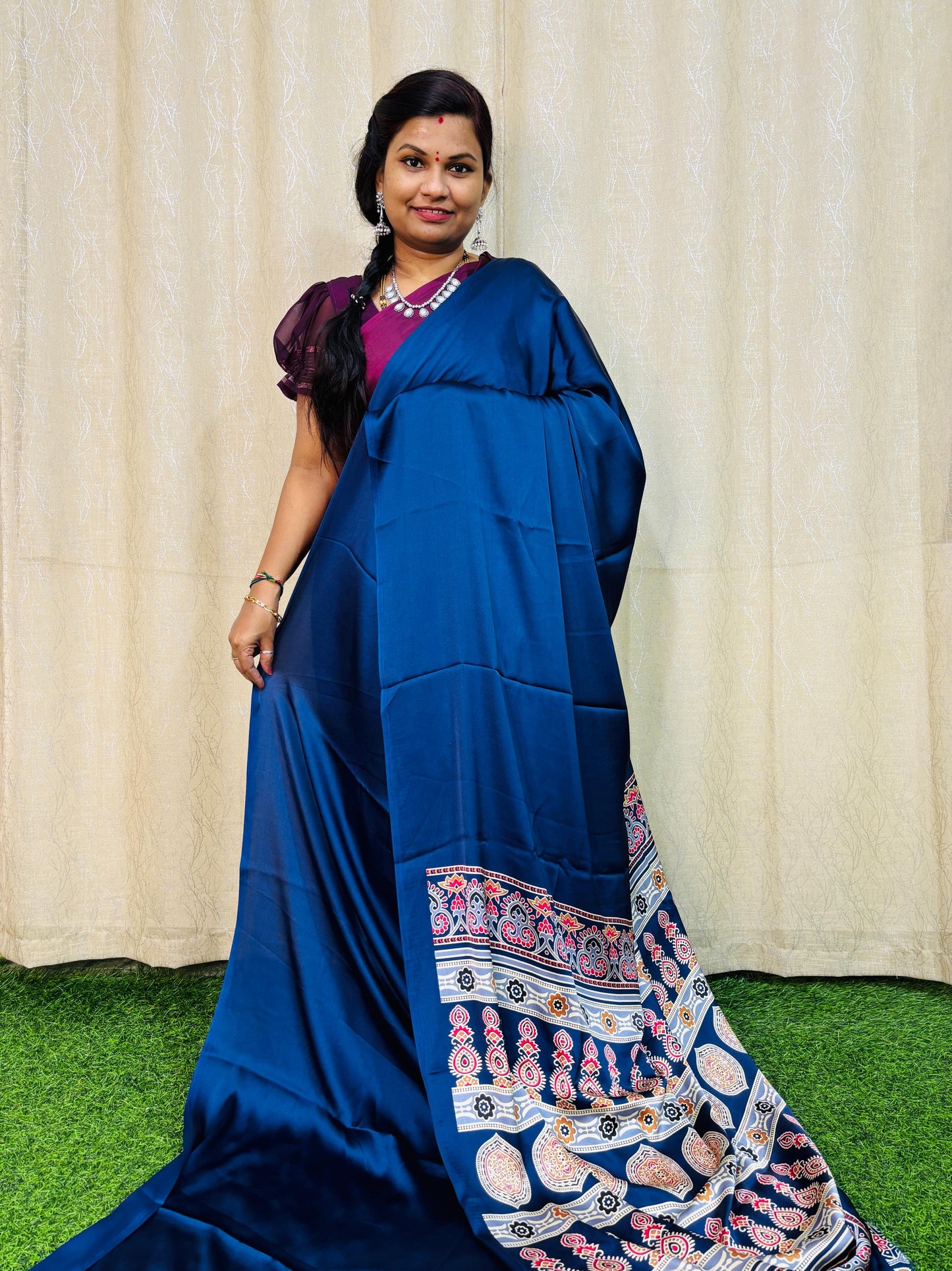 అజ్రాక్ తో మైదానం