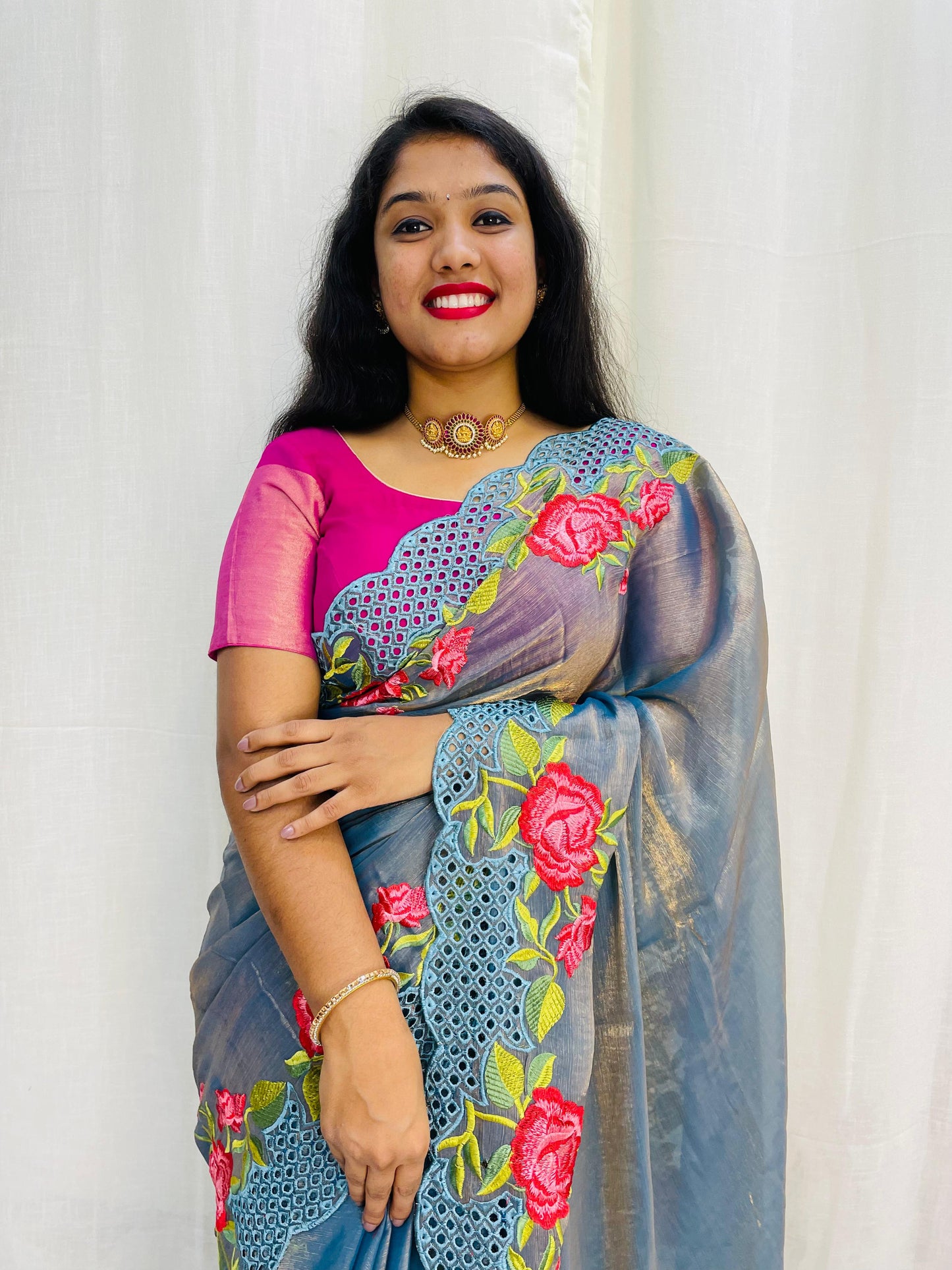 షిమ్మర్ టిష్యూ కట్వర్క్