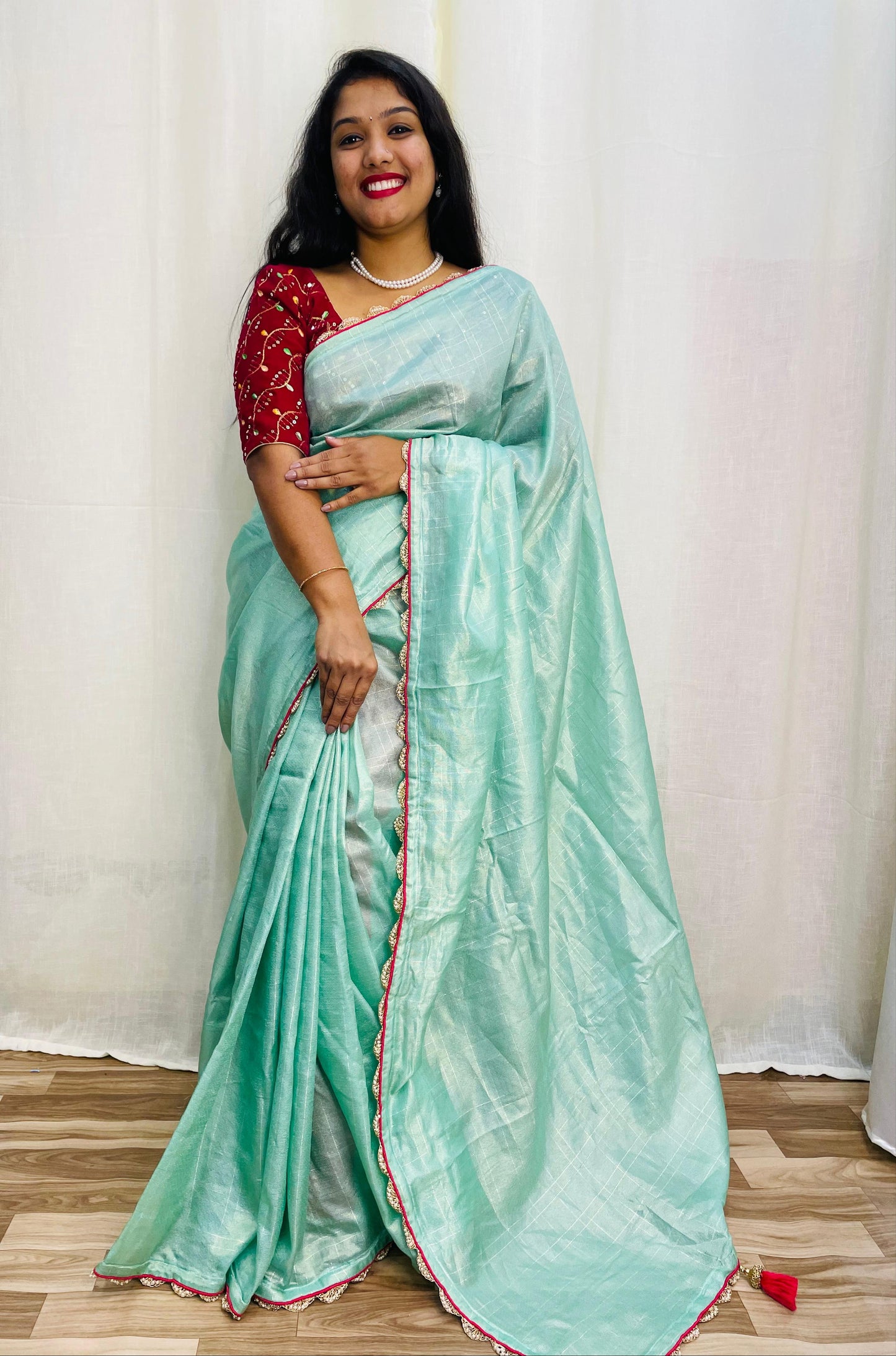 మూంగా టిష్యూ పట్టు