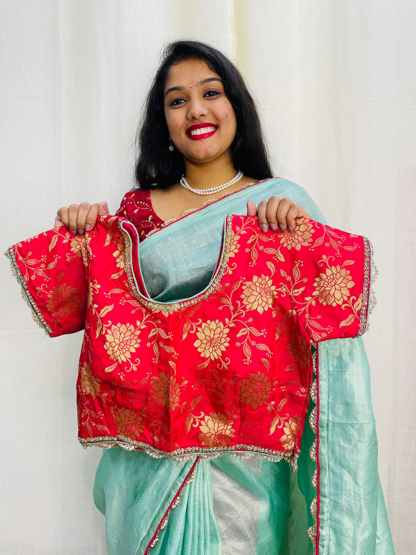 మూంగా టిష్యూ పట్టు