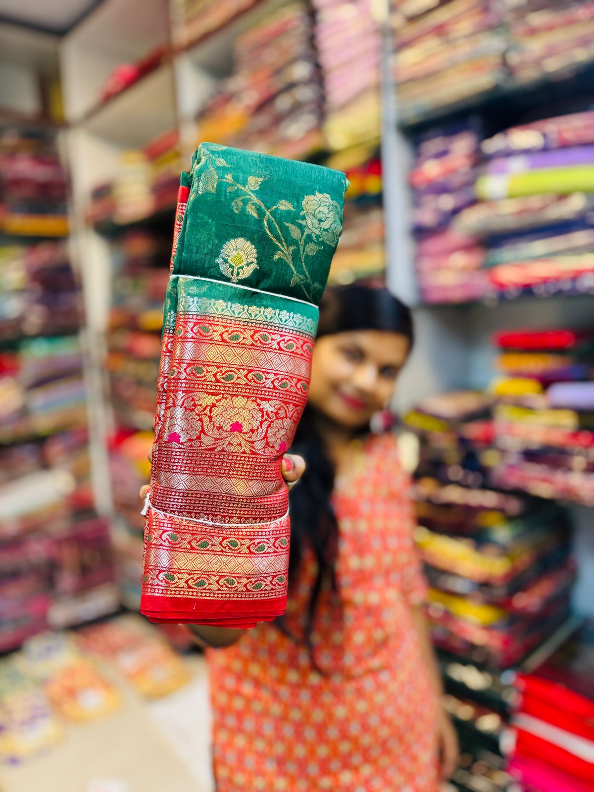 Gadwal Pattu weaving sarees