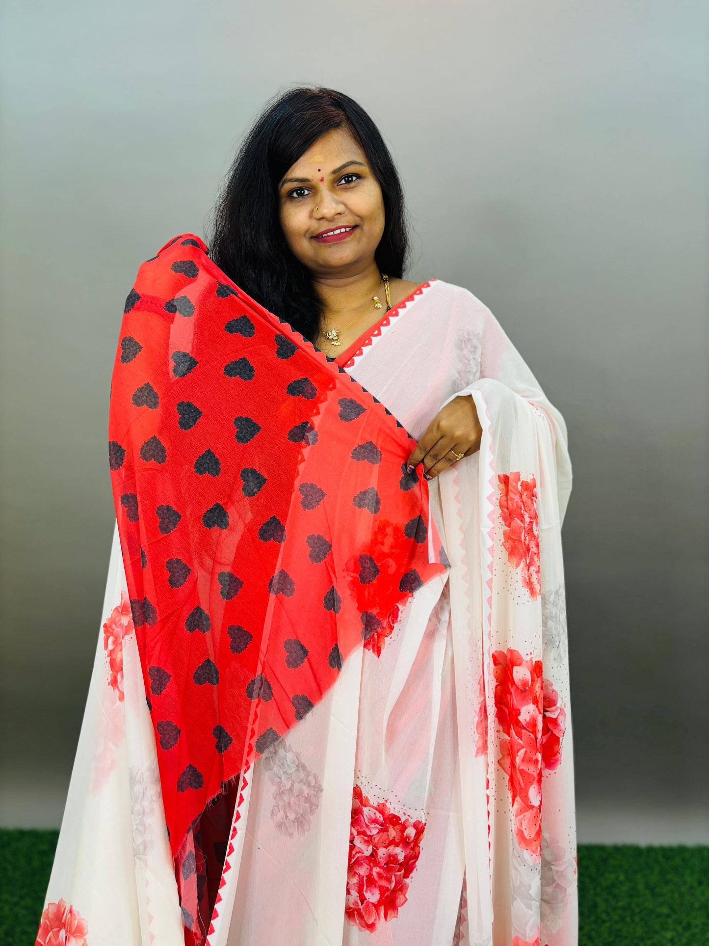 Heart Flower georgette sequence saree
