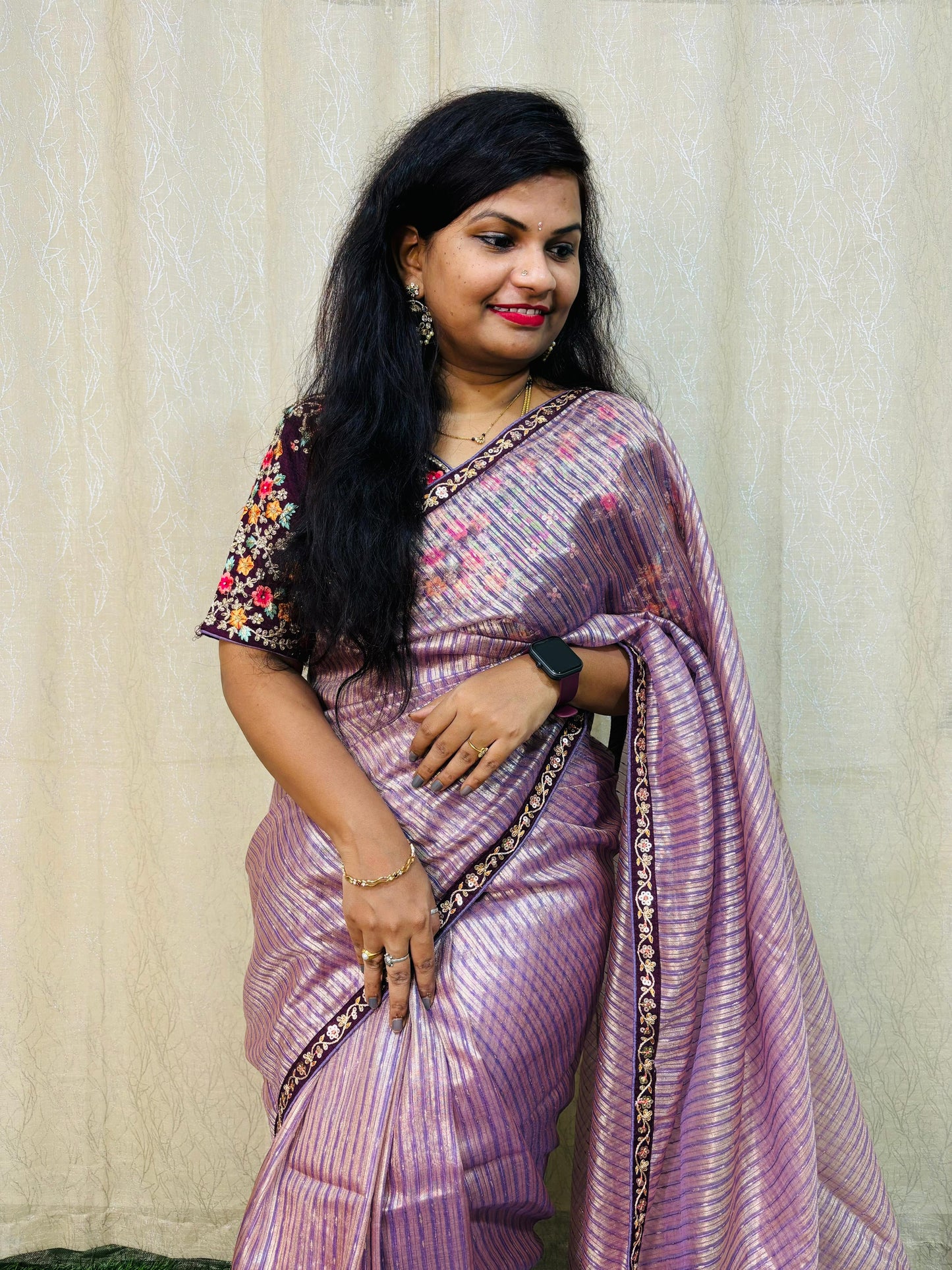 ಮೂಂಗಾ ಟಿಶ್ಯೂ ಸೀರೆ