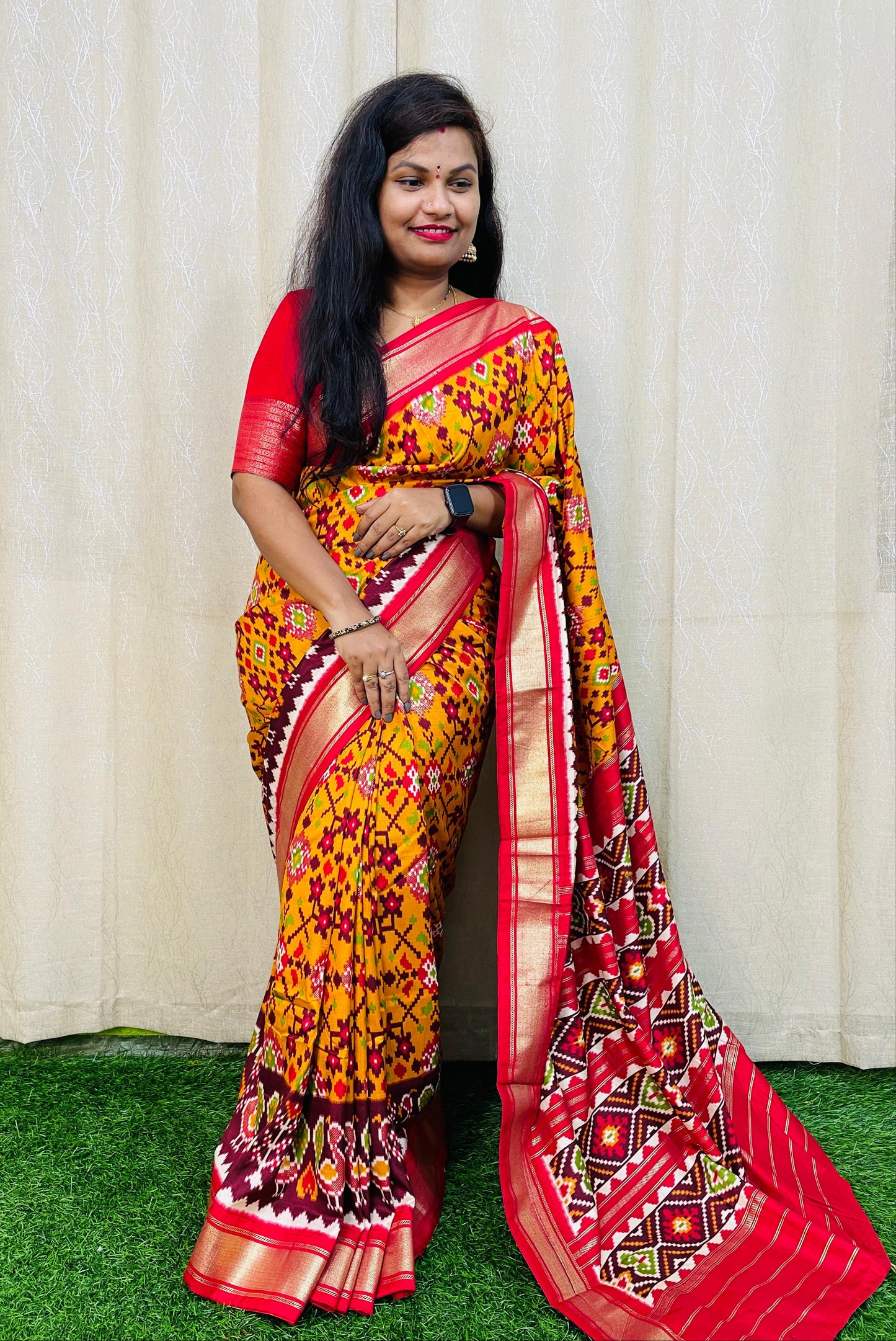 మూంగా సాఫ్ట్ సిల్క్