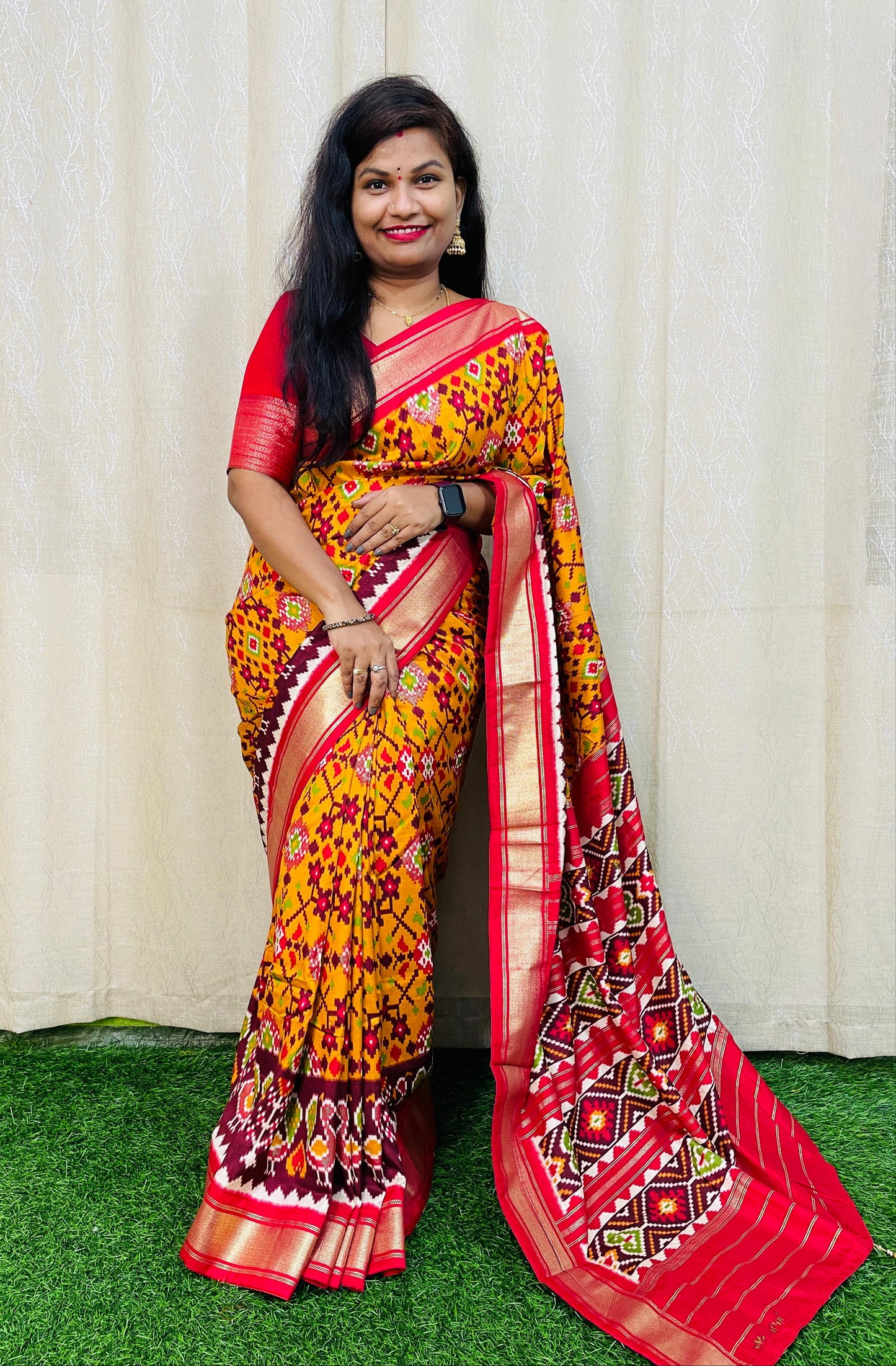 మూంగా సాఫ్ట్ సిల్క్