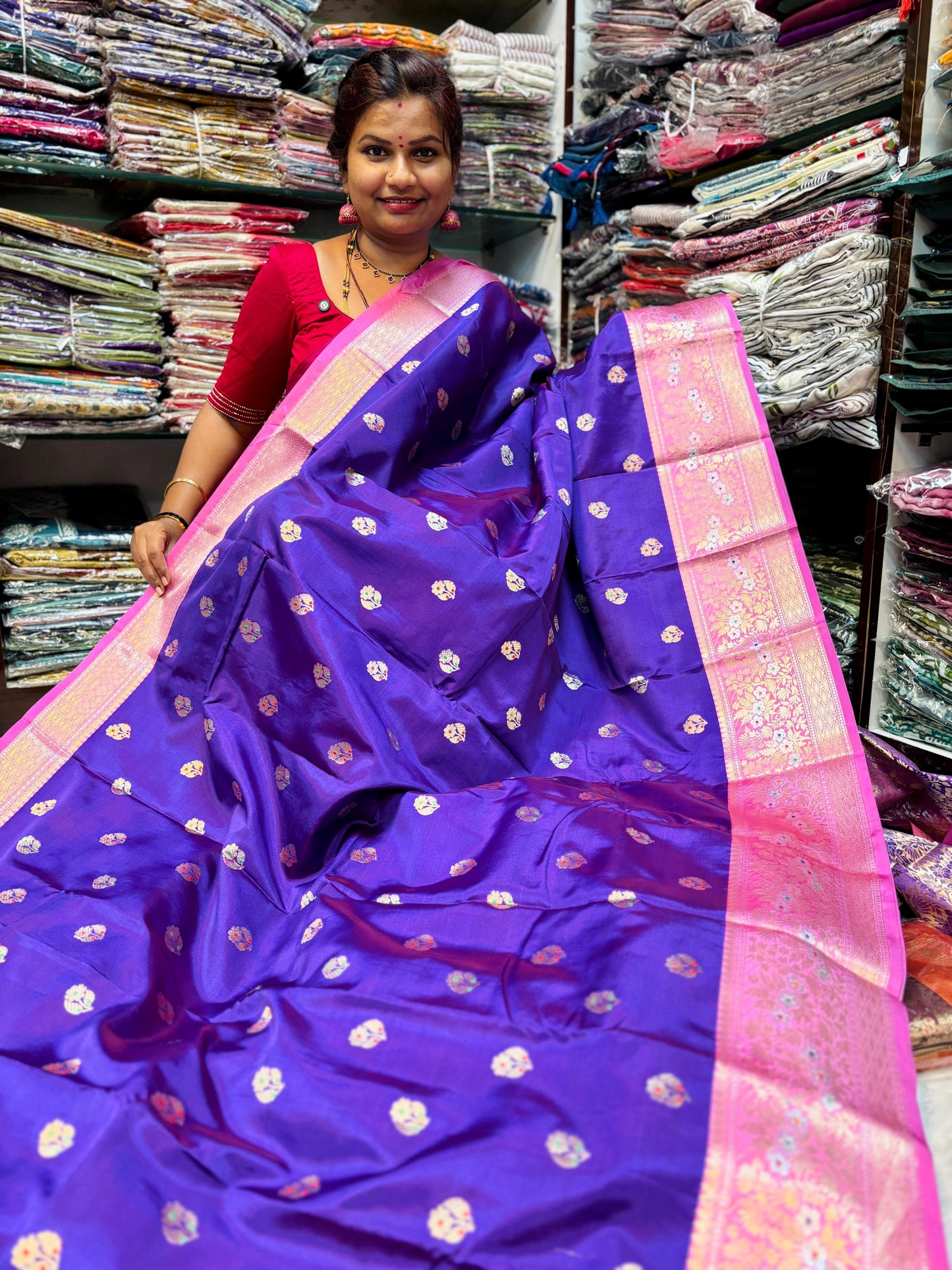 Banarasi semi kanchi Meenakari weavings
Kanchi meenakari borders