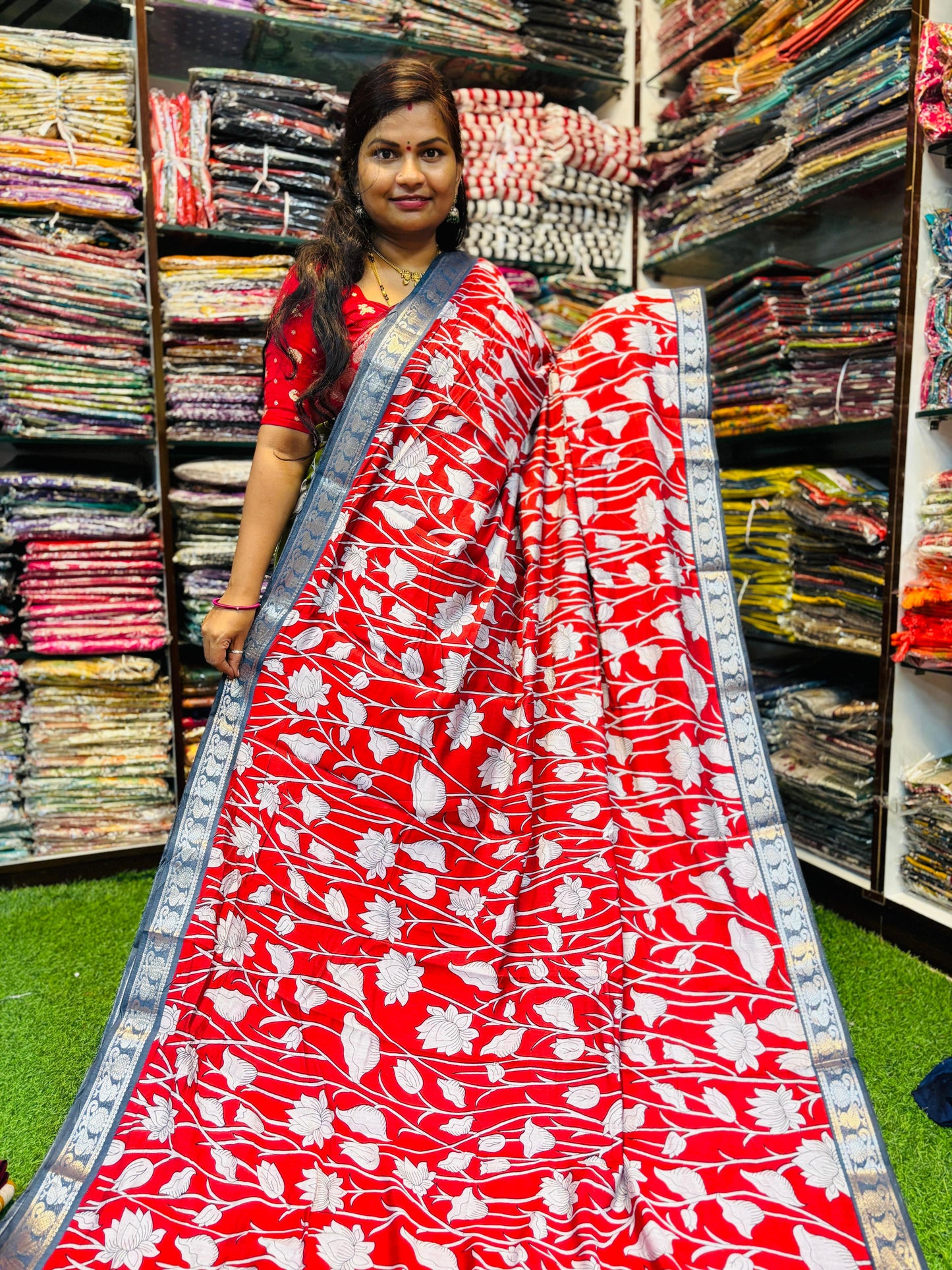 Maheswari silk with tulip designs