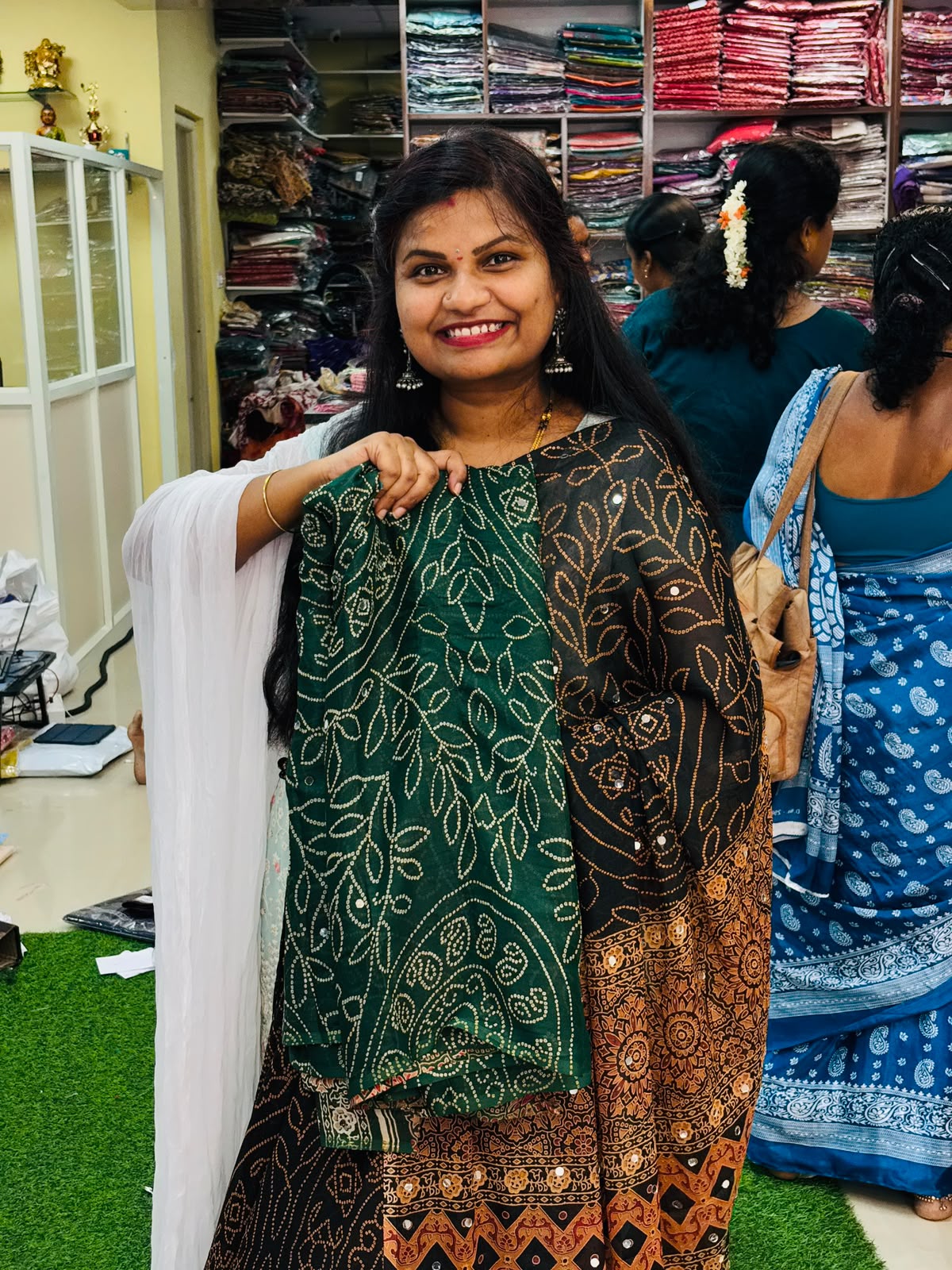 Azrak Chiffon Saree