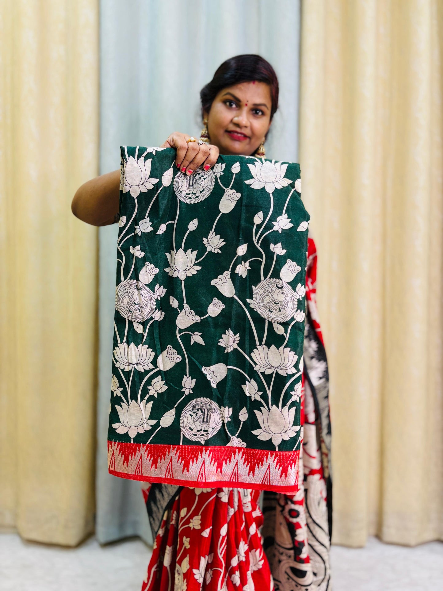 Temple Border Pichwai