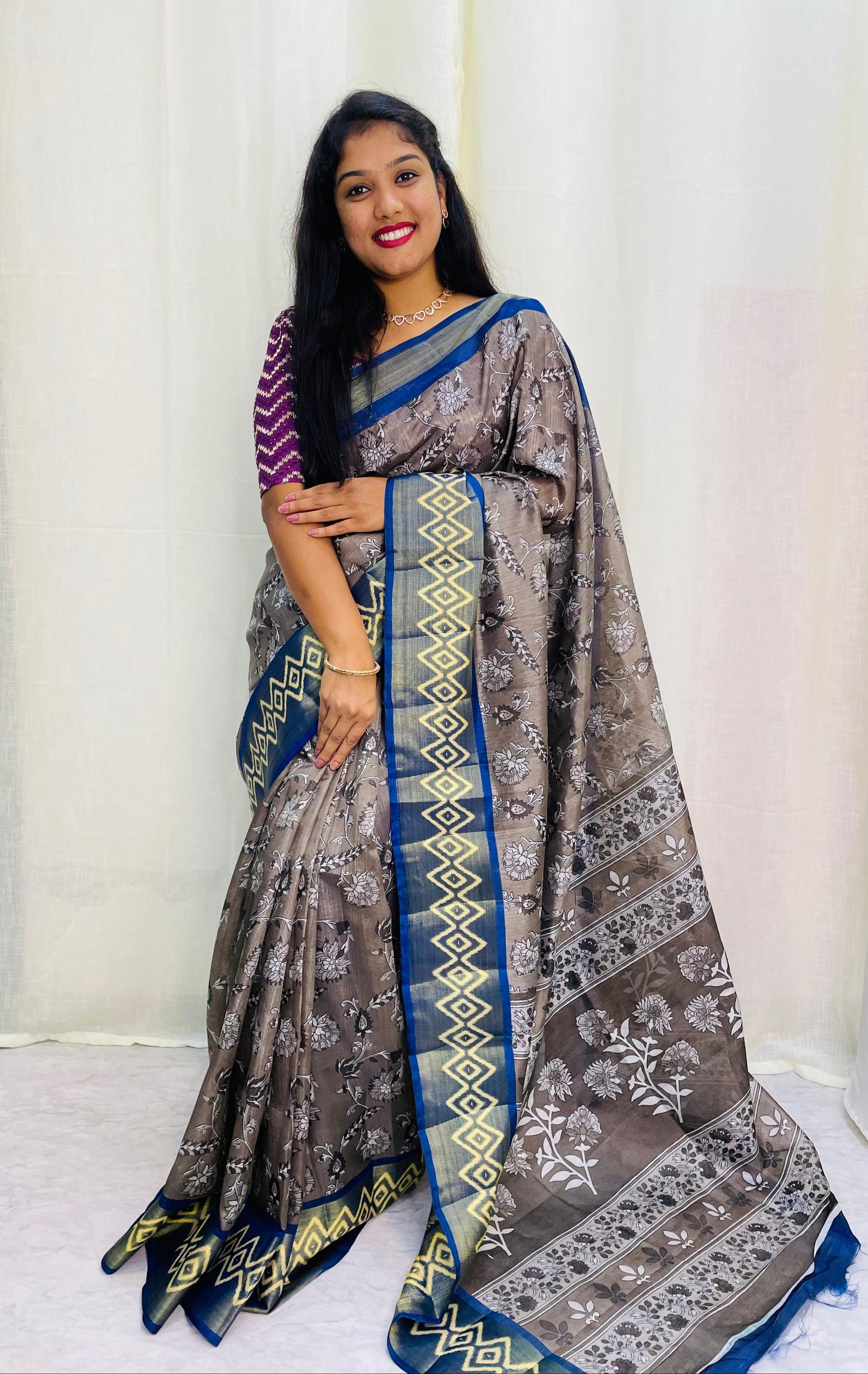 డోలా మృదువైన పట్టు