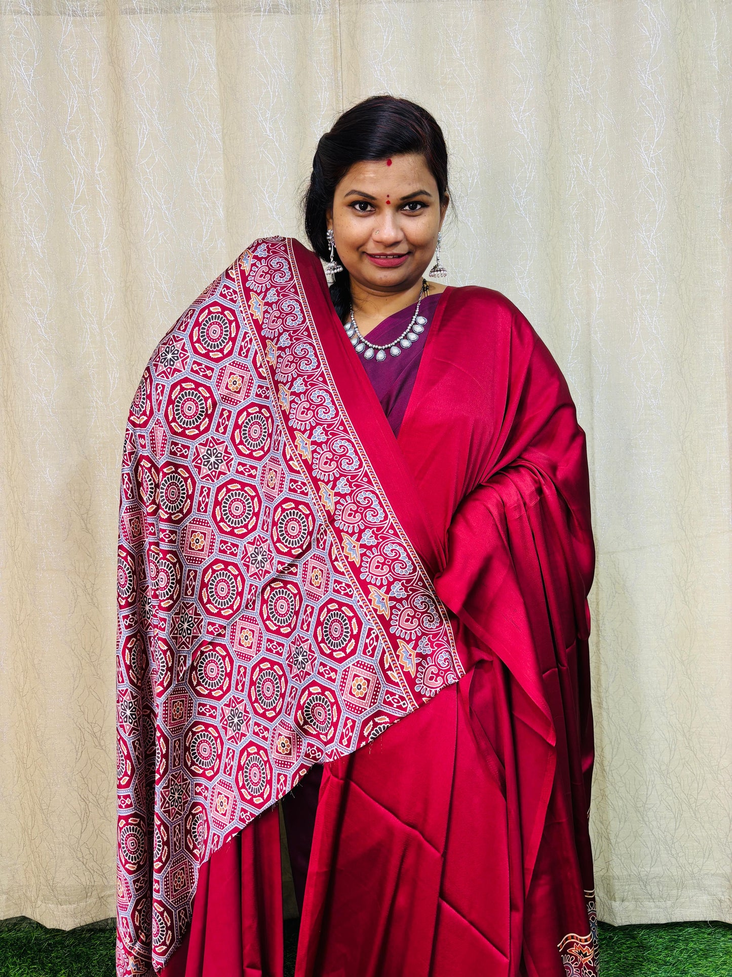 అజ్రాక్ తో మైదానం