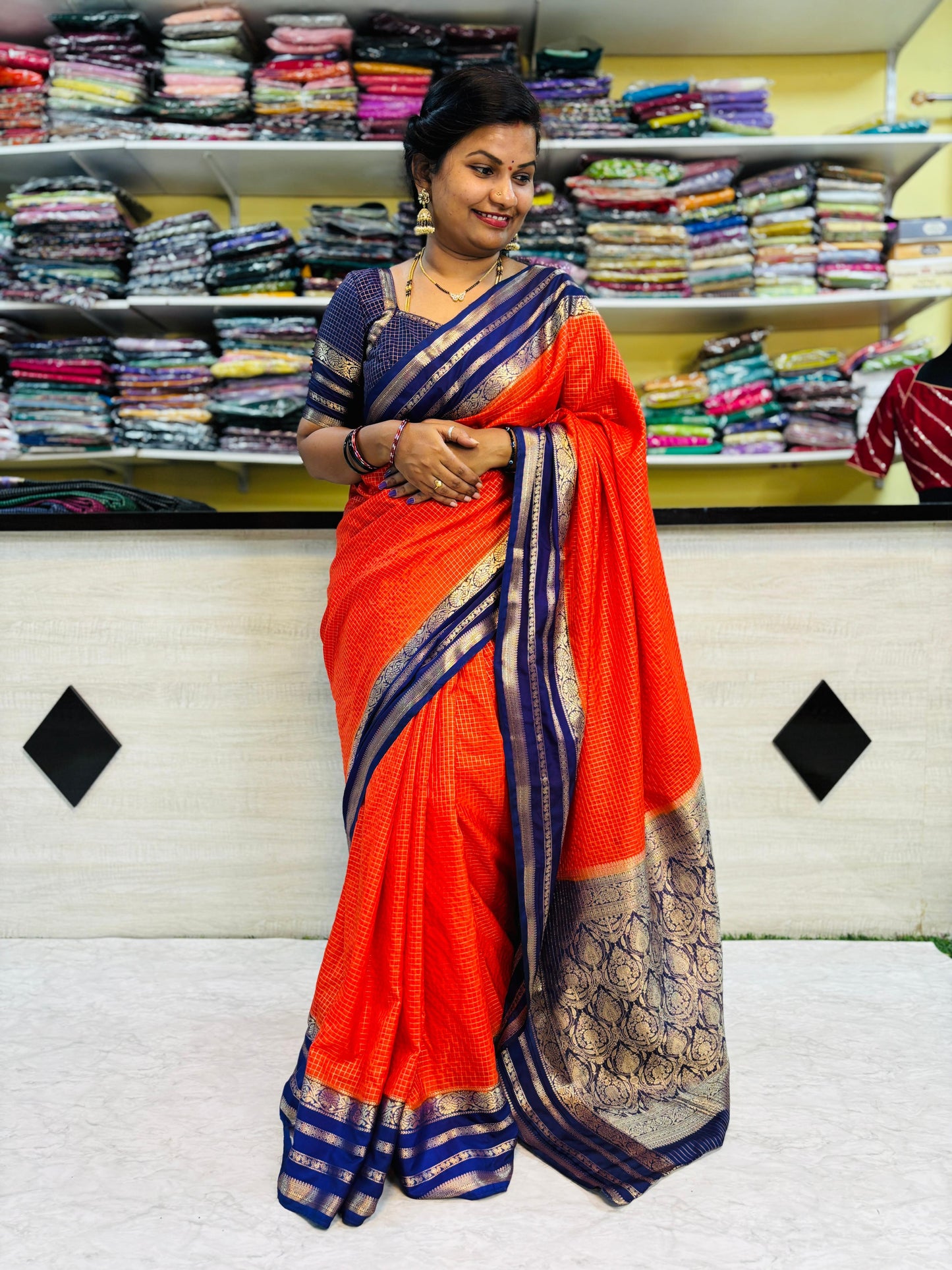 Vintage Kanchi Pattu 
Gap Gadwal borders