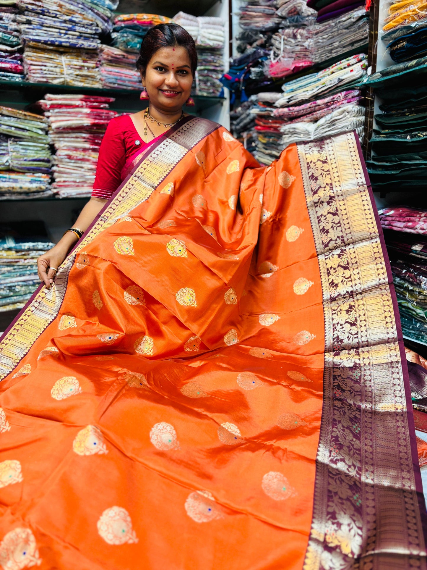 Banarasi semi kanchi Meenakari weavings
Kanchi meenakari borders