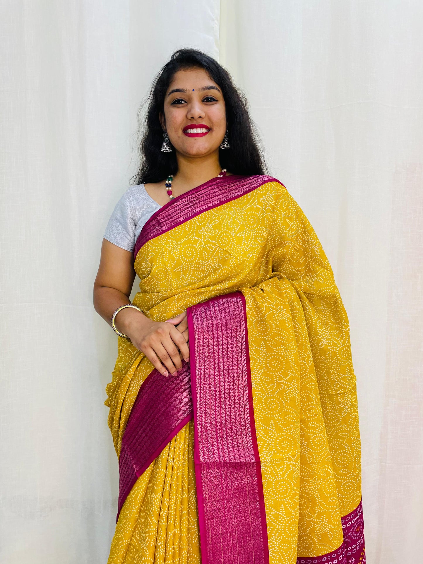 ಡೋಲಾ ಕ್ರೇಪ್ ಸಿಲ್ಕ್ ಸೀರೆ