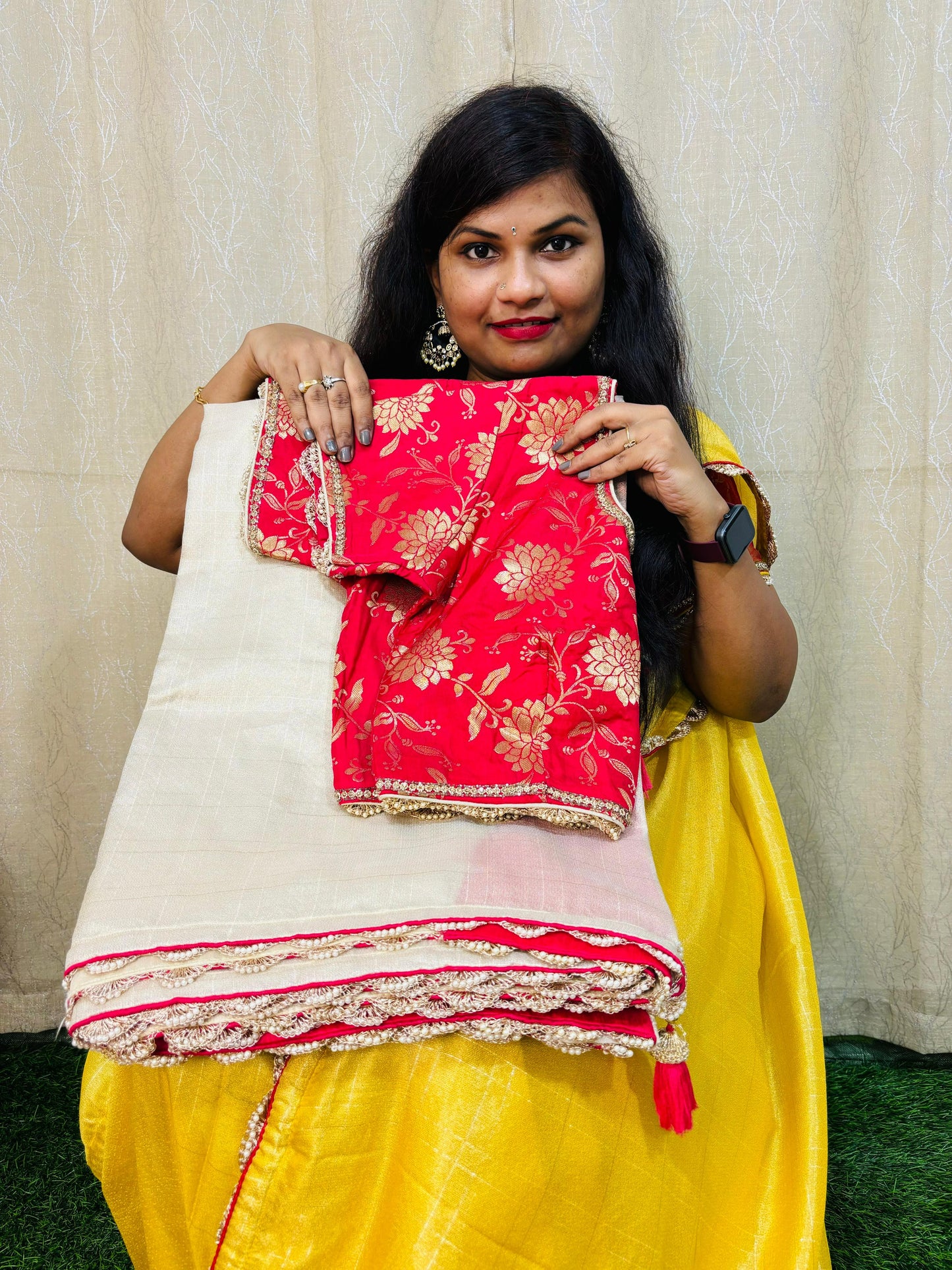 ಮೂಂಗಾ ಕ್ರೇಪ್ ಸೀರೆ