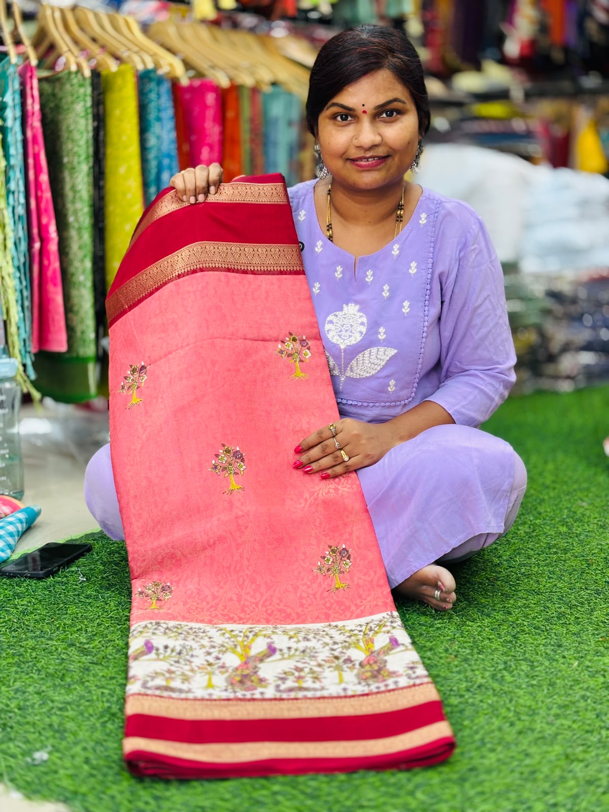 Brocade Pattu with weaving borders