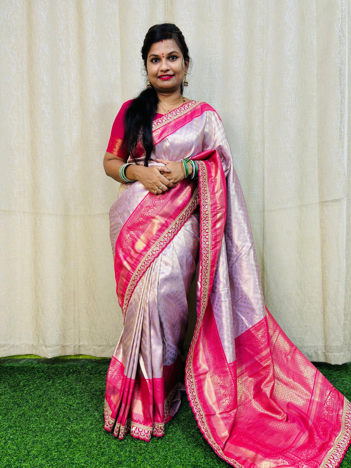 సెమీ బనారసీ పట్టు