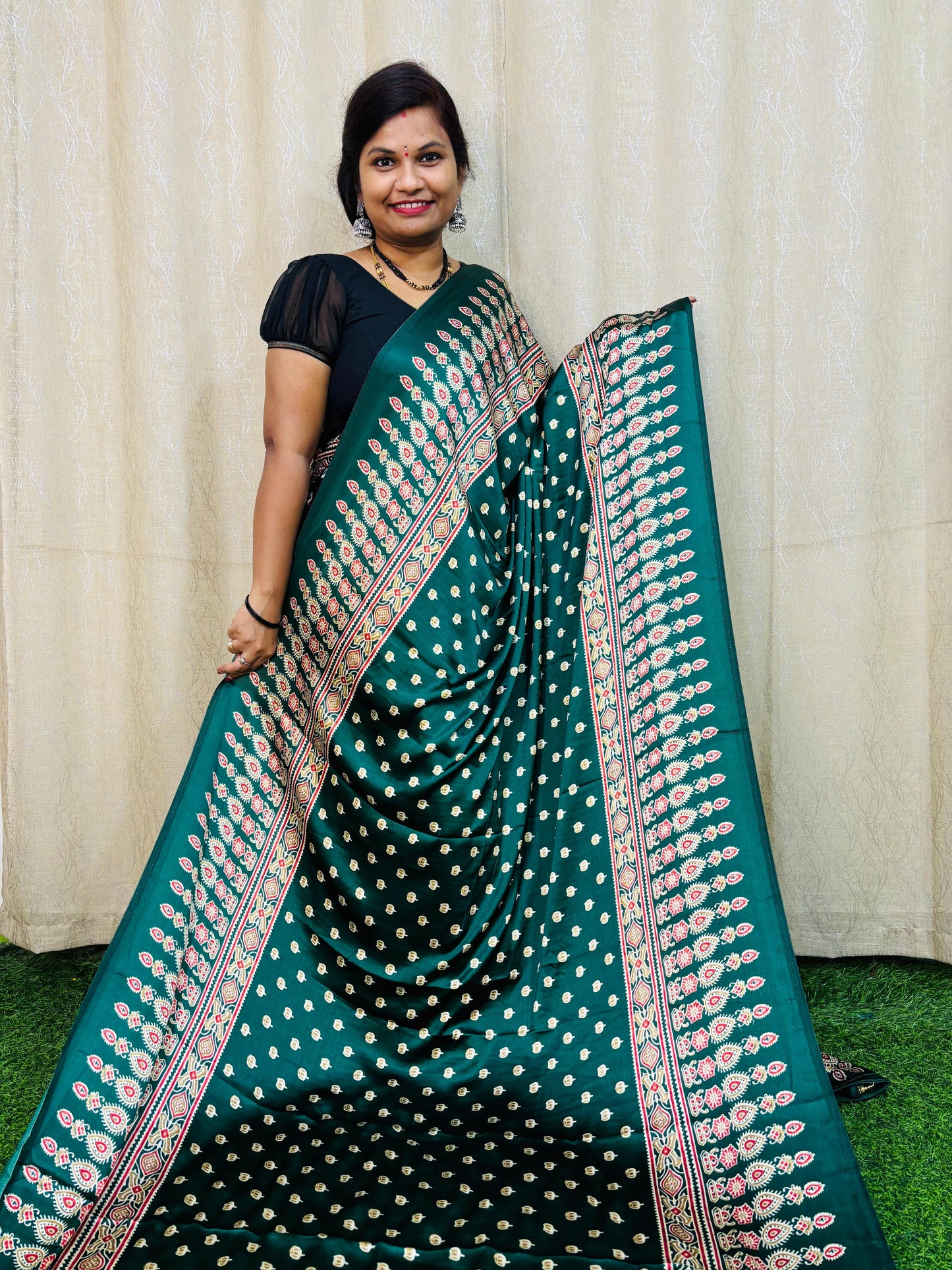 అజ్రాక్ మట్కా సిల్క్