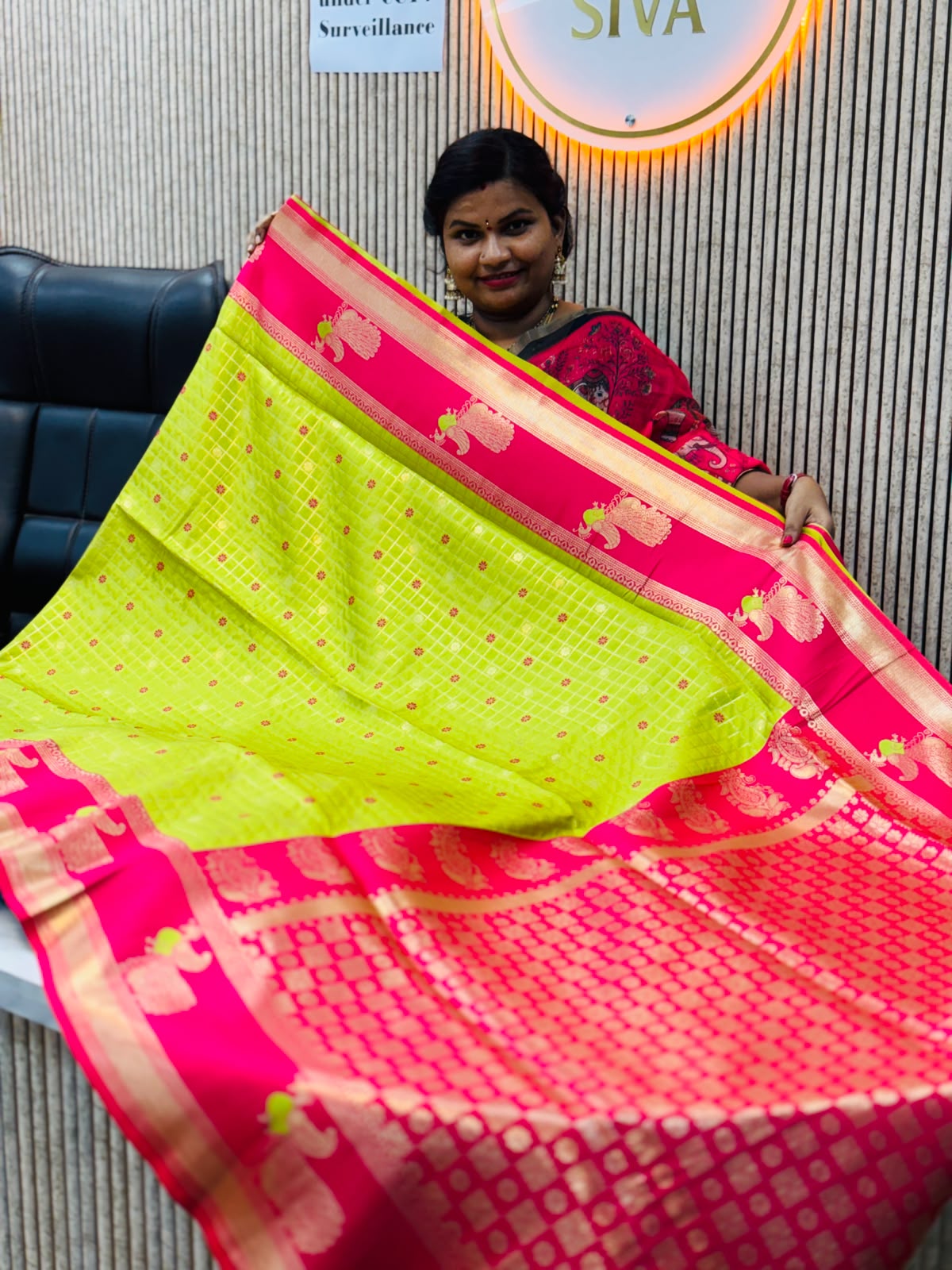 Vintage semi Gadwal  Peacock borders  Floweral Embroidery