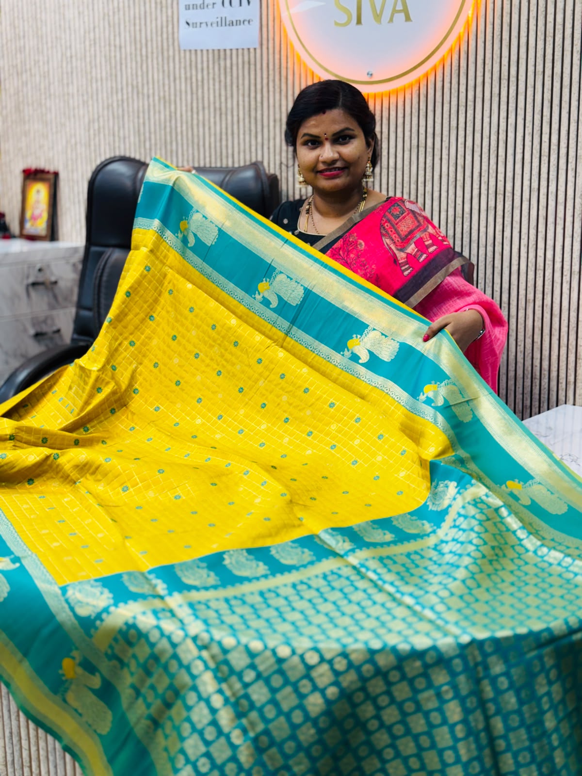 Vintage semi Gadwal 
Peacock borders 
Floweral Embroidery