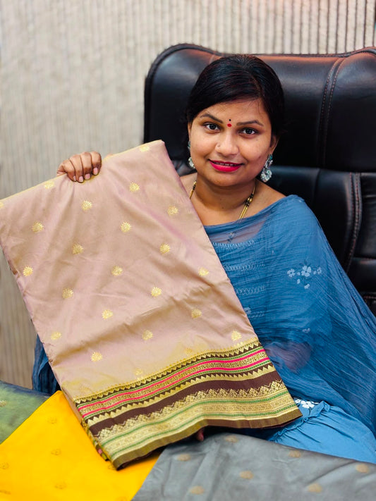 Semi Kanchi Patola sarees 
Contrast borders
