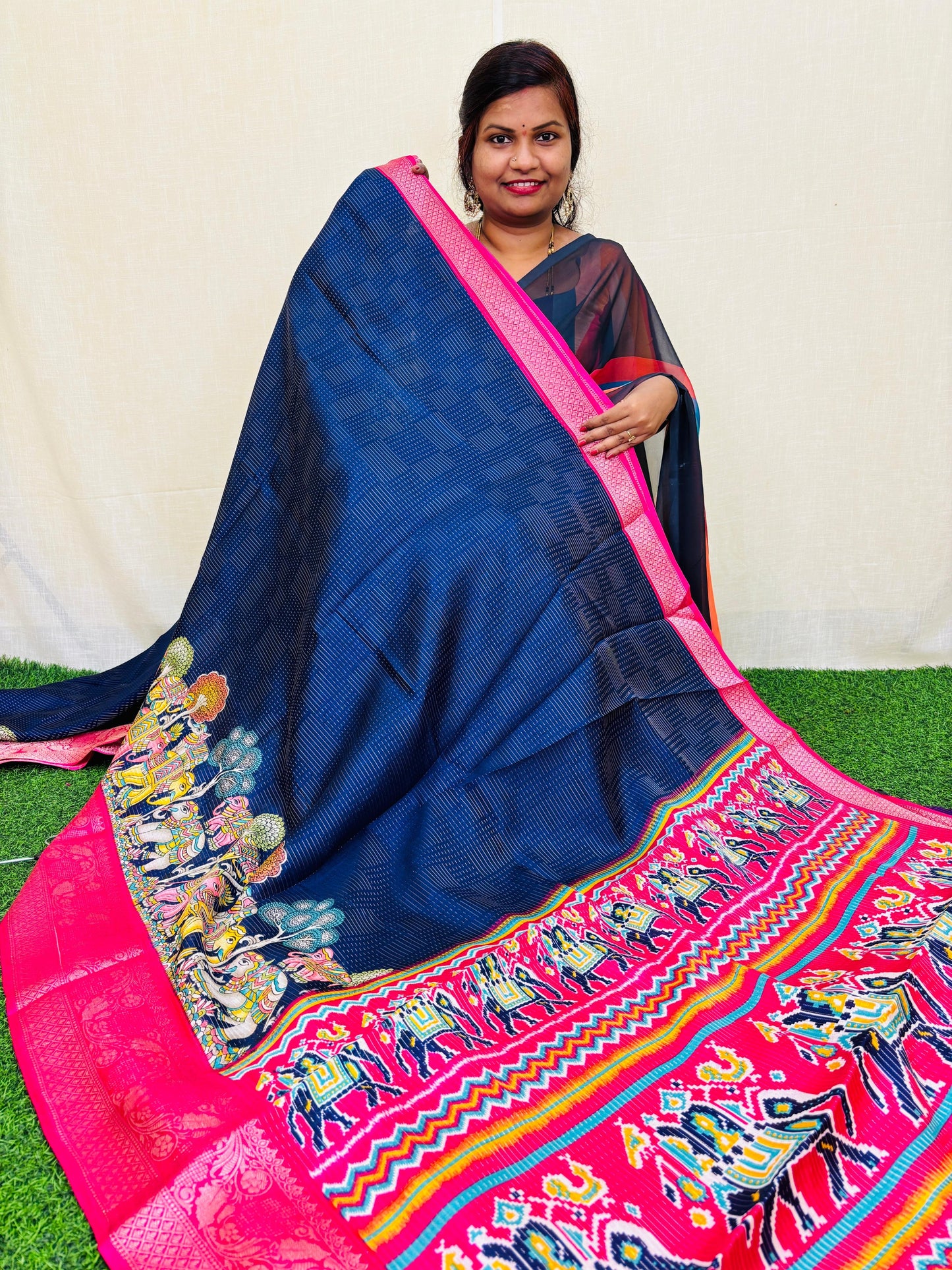 ಅಂಬಾರಿ ಥೀಮ್ ಕ್ರೇಪ್ ಸಿಲ್ಕ್