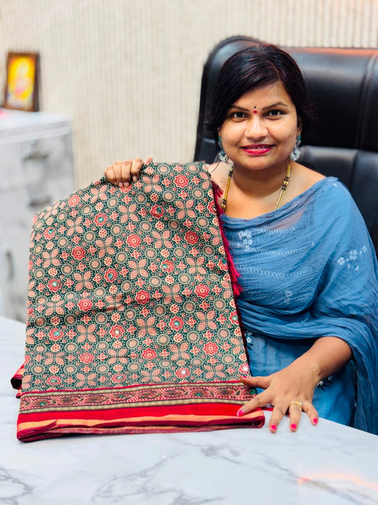 Azrak  Linen sarees