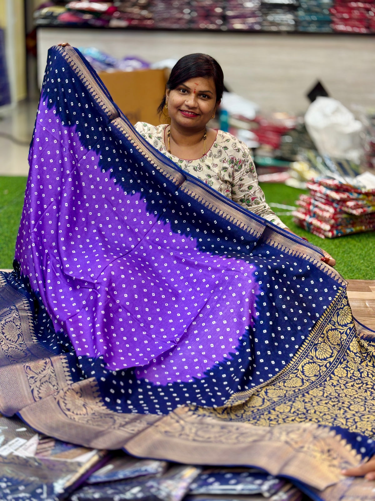 2D Bandini Silk