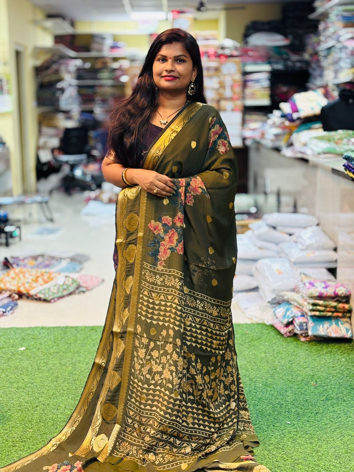 Crepe Silk Sarees ( unstitched )