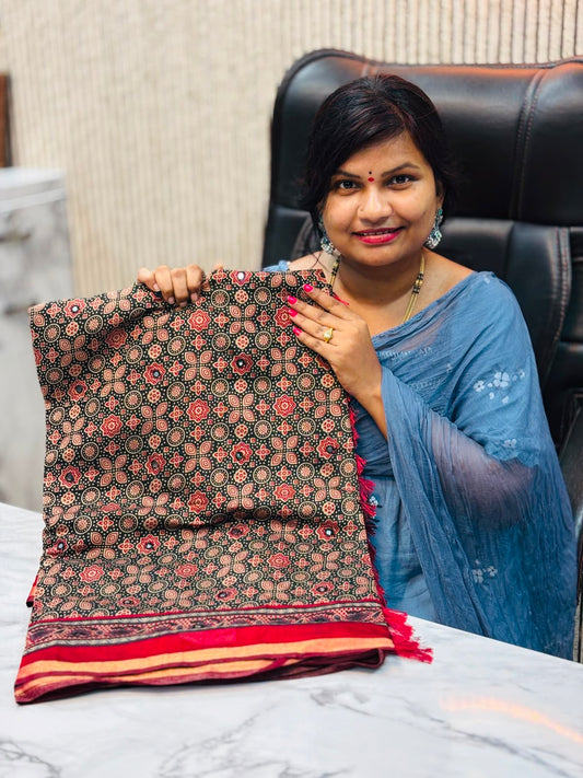 Azrak Linen Sarees