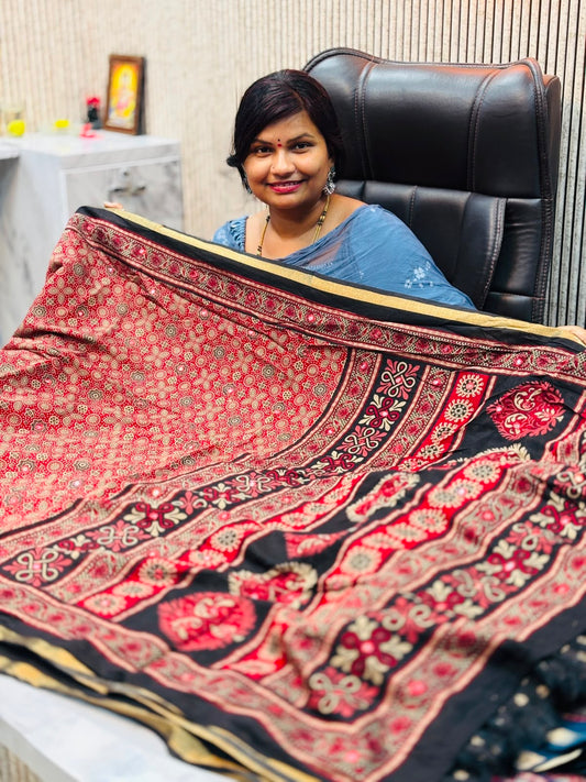 Azrak Linen  sarees