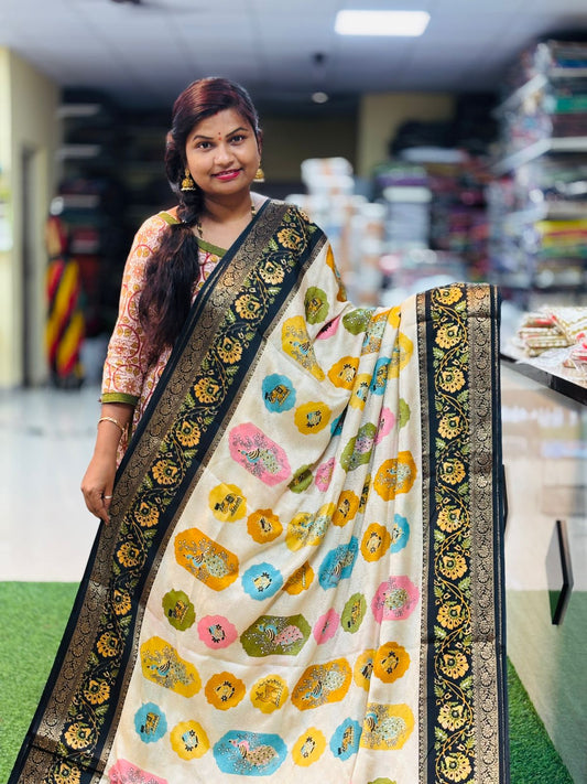 Georgette Gap Borders Saree