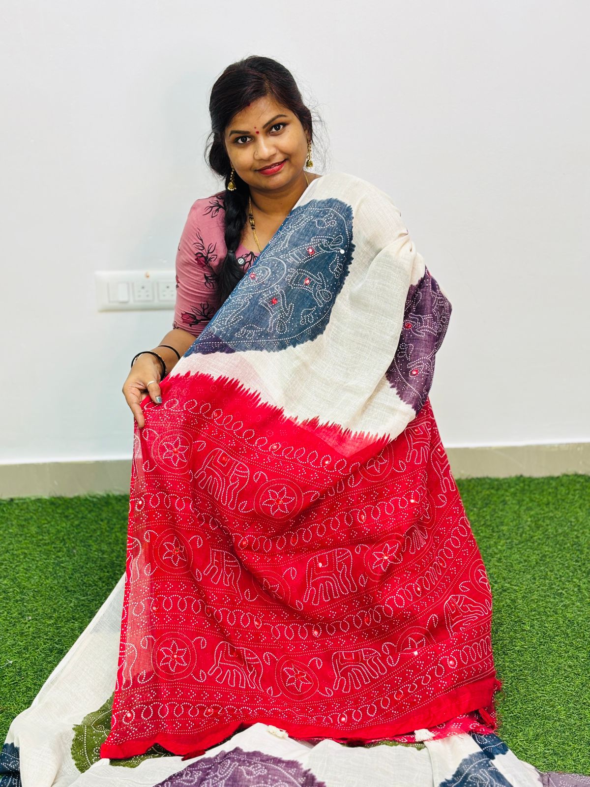 Red Premium Bandini Lenin Sarees