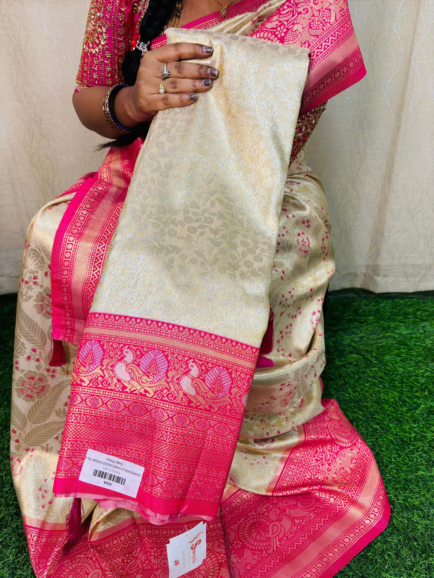 Kanchi Pattu Semi