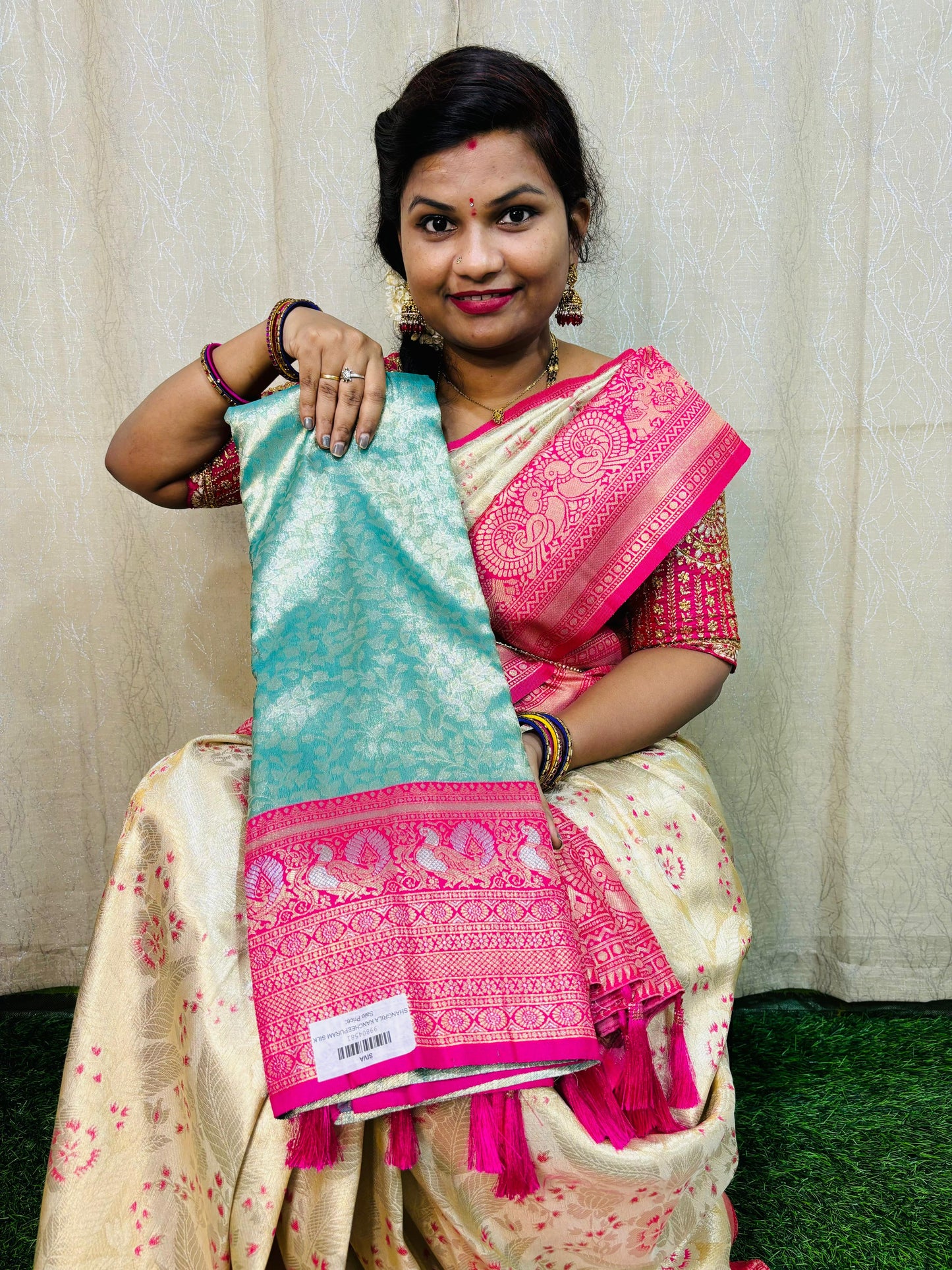 Kanchi Pattu Semi