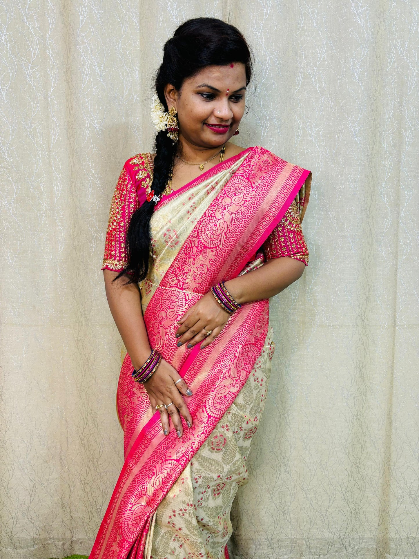 Kanchi Pattu Semi