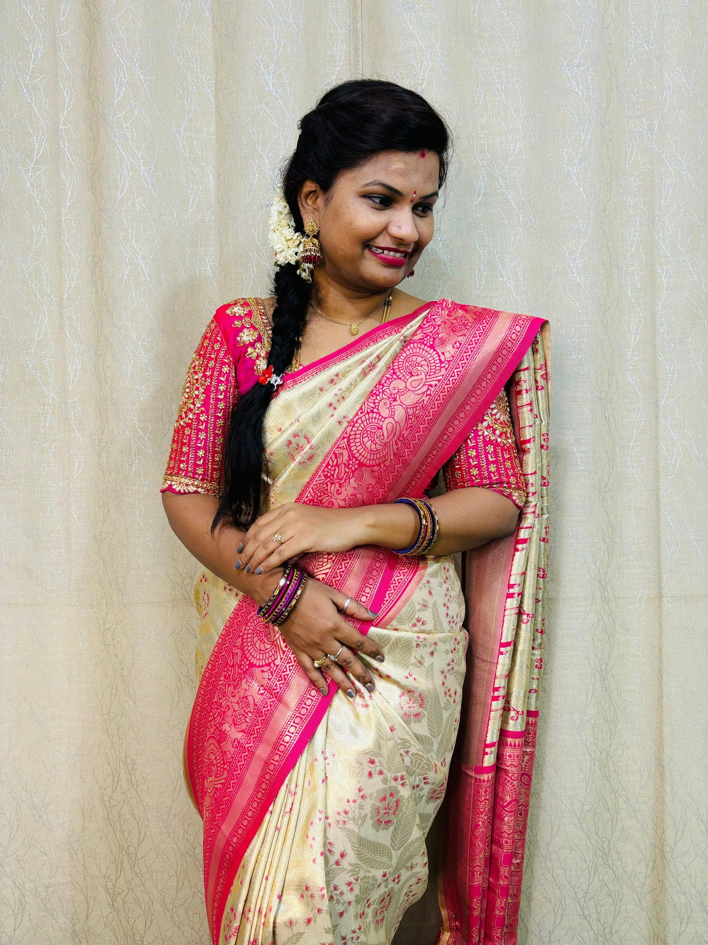 Kanchi Pattu Semi