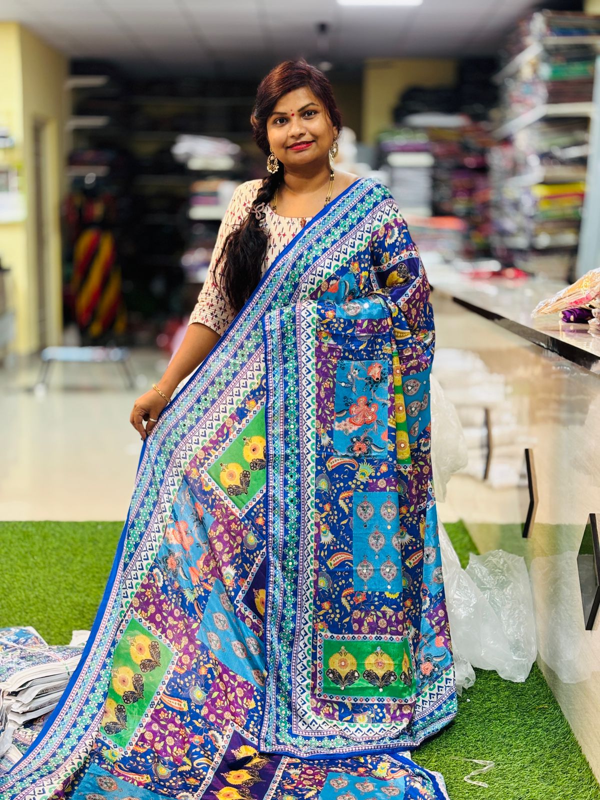 Azrak Chinnon Laya Saree