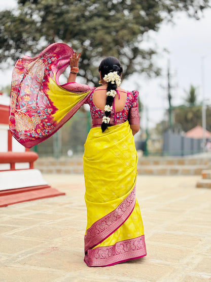 Parrot Green Moonga Kanchi silk