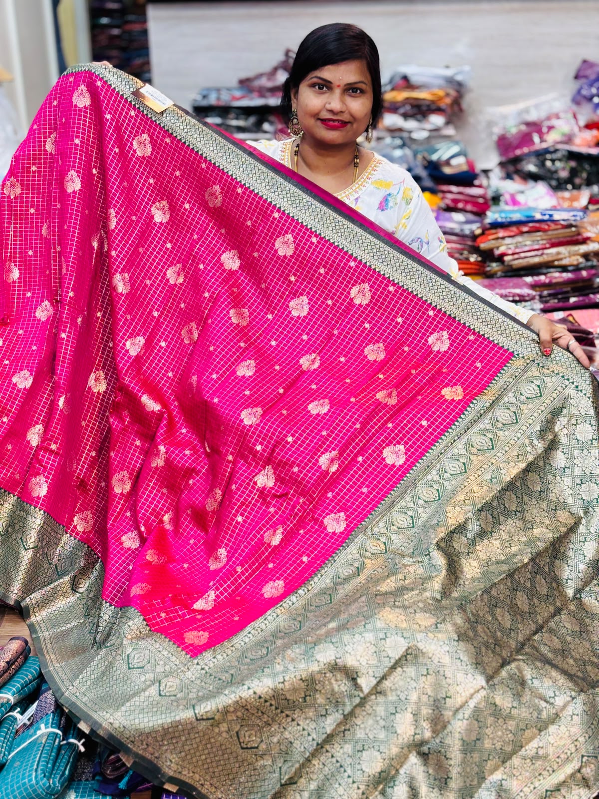 Madata Gadwal Sarees