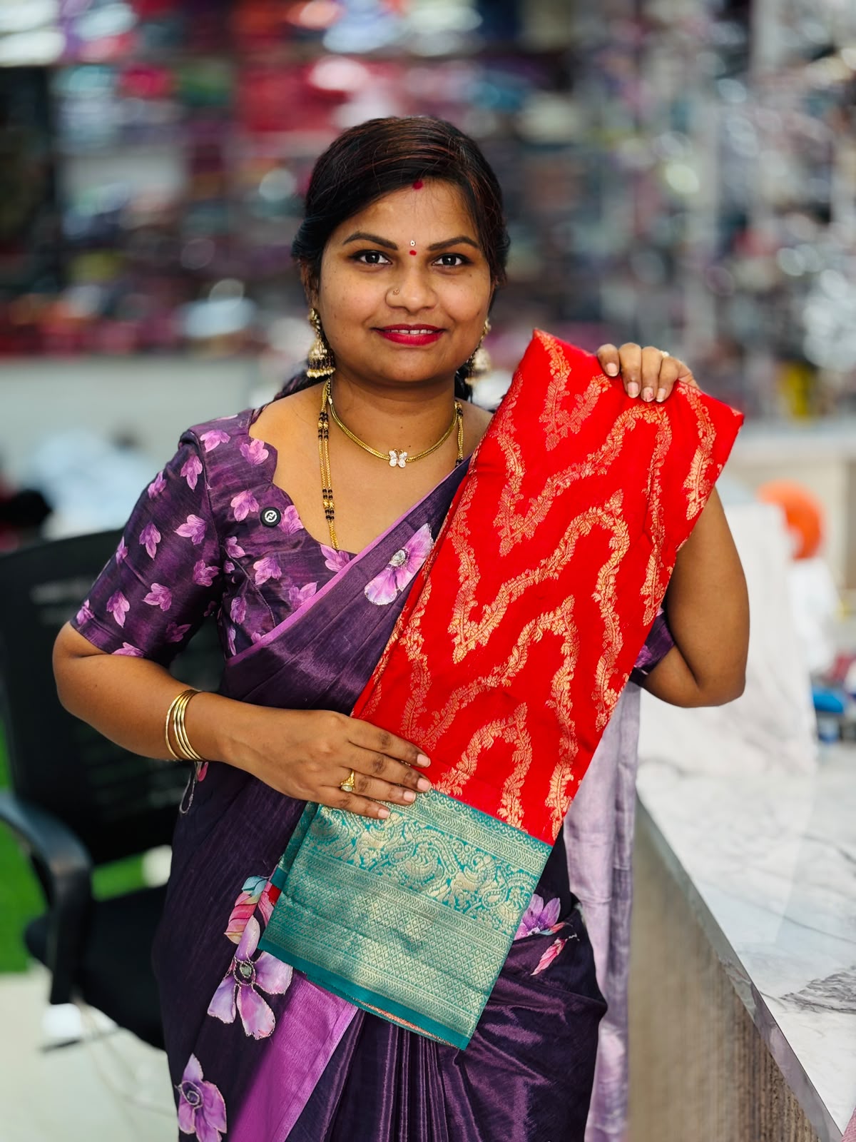 Necklace Banarasi Pattu Sarees Red