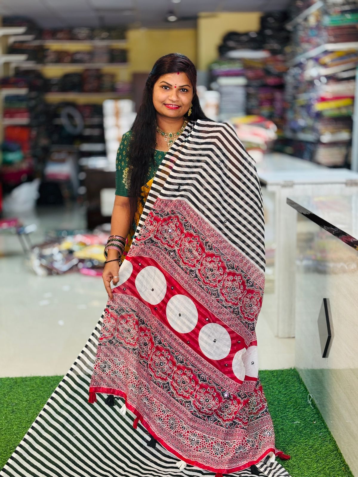 Premium Lenin Cotton Saree
