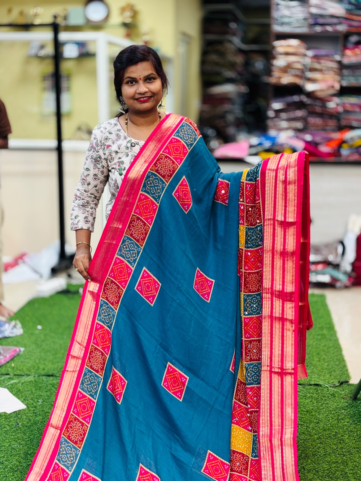 Azrak Georgette Sarees