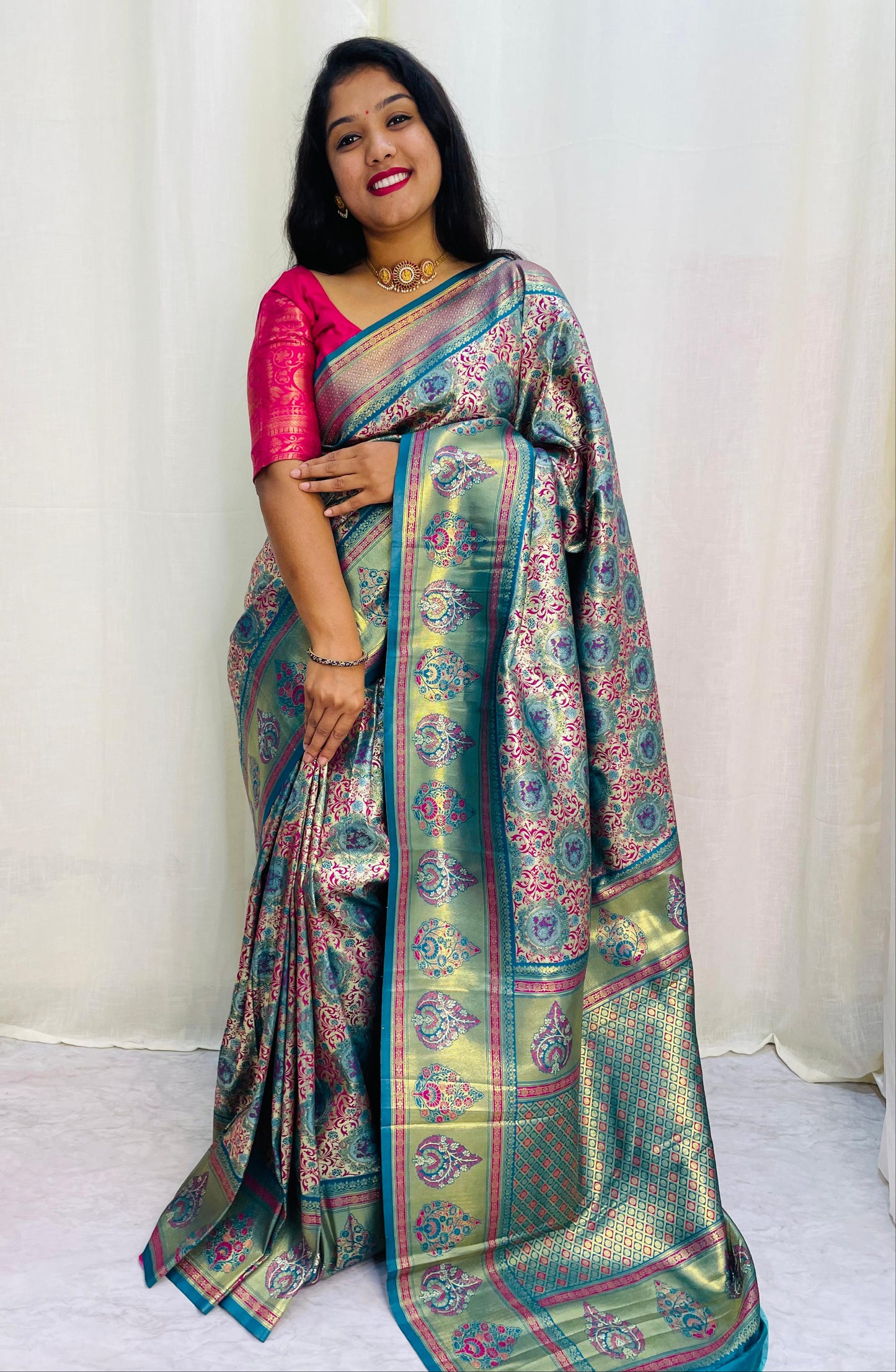 Semi kanchi Pattu