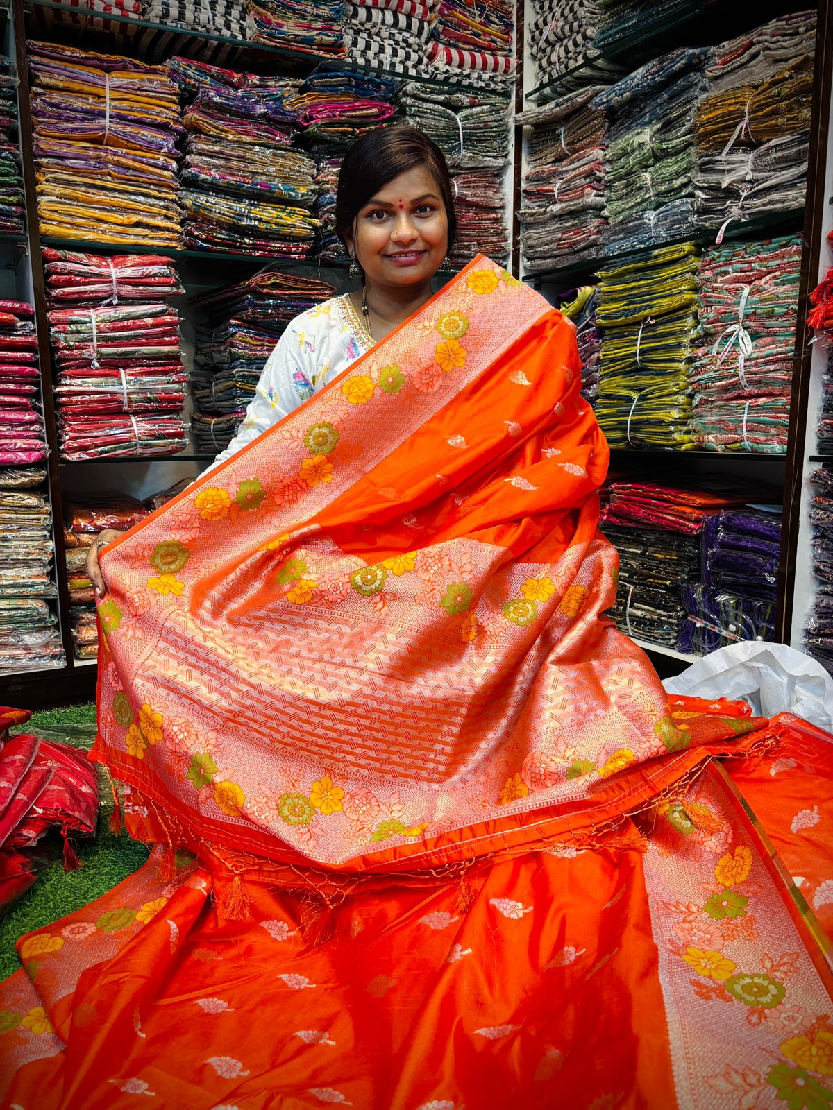 Banarasi pithani Meenakari Weavings