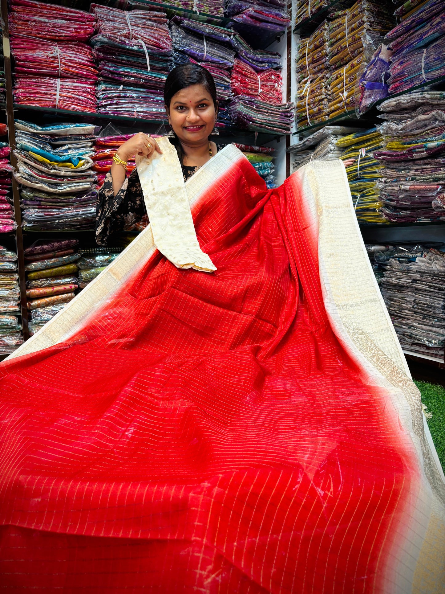 KANCHI SILK 
RED and Cream